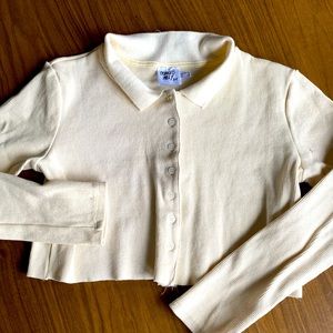 Cropped collar button down